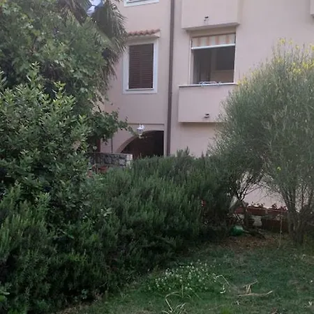 Santulin Gostinjska kuća Cres